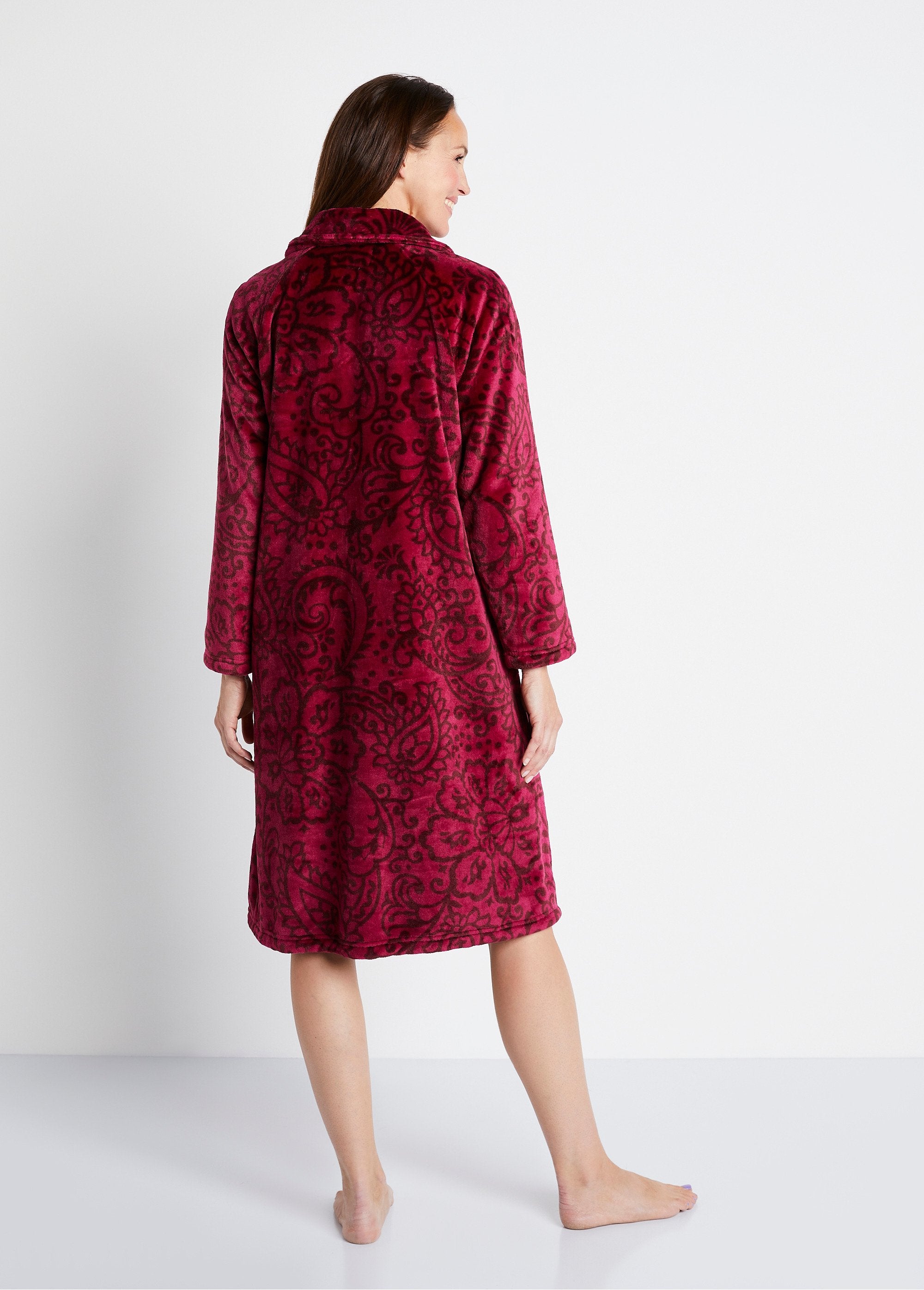 Fleece_knit_buttoned_dressing_gown_Ruby_DO1_slim