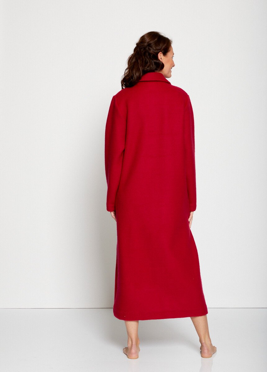 Courtelle_embroidered_dressing_gown_bathrobe_Ruby_DO1_slim