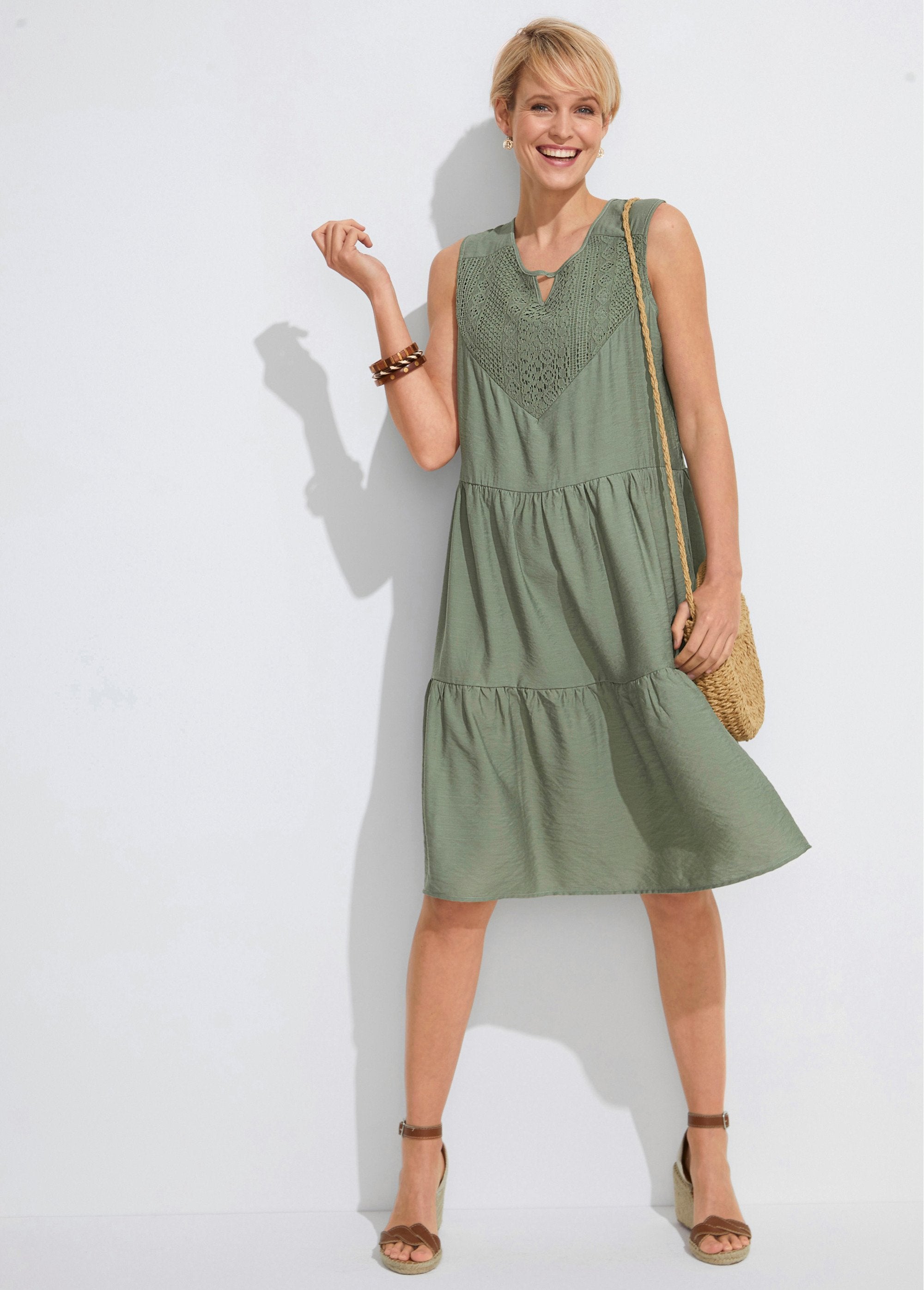 Short_ruffled_sleeveless_dress_Khaki_FA1_slim