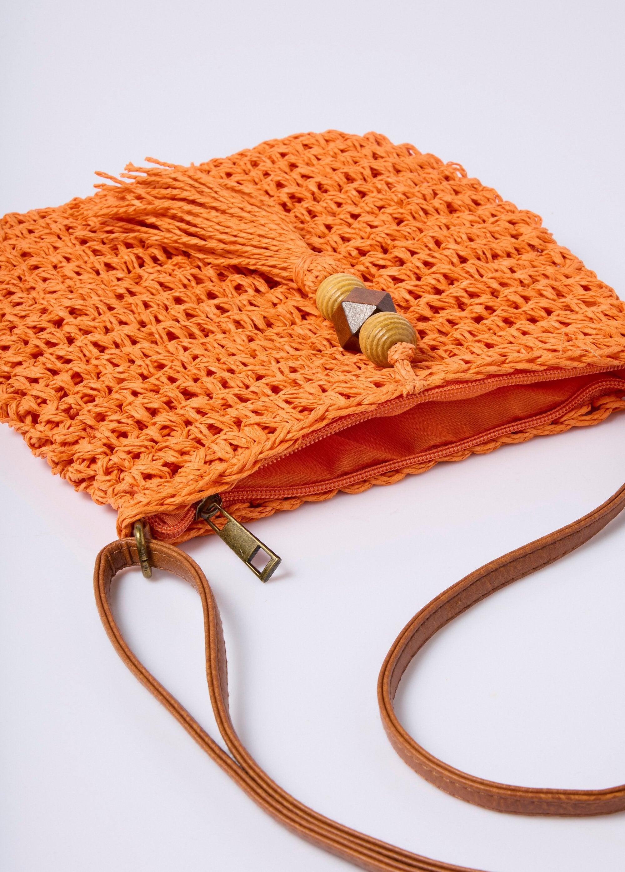 Straw_shoulder_bag,_pearl_pompom_Orange_DE2_slim