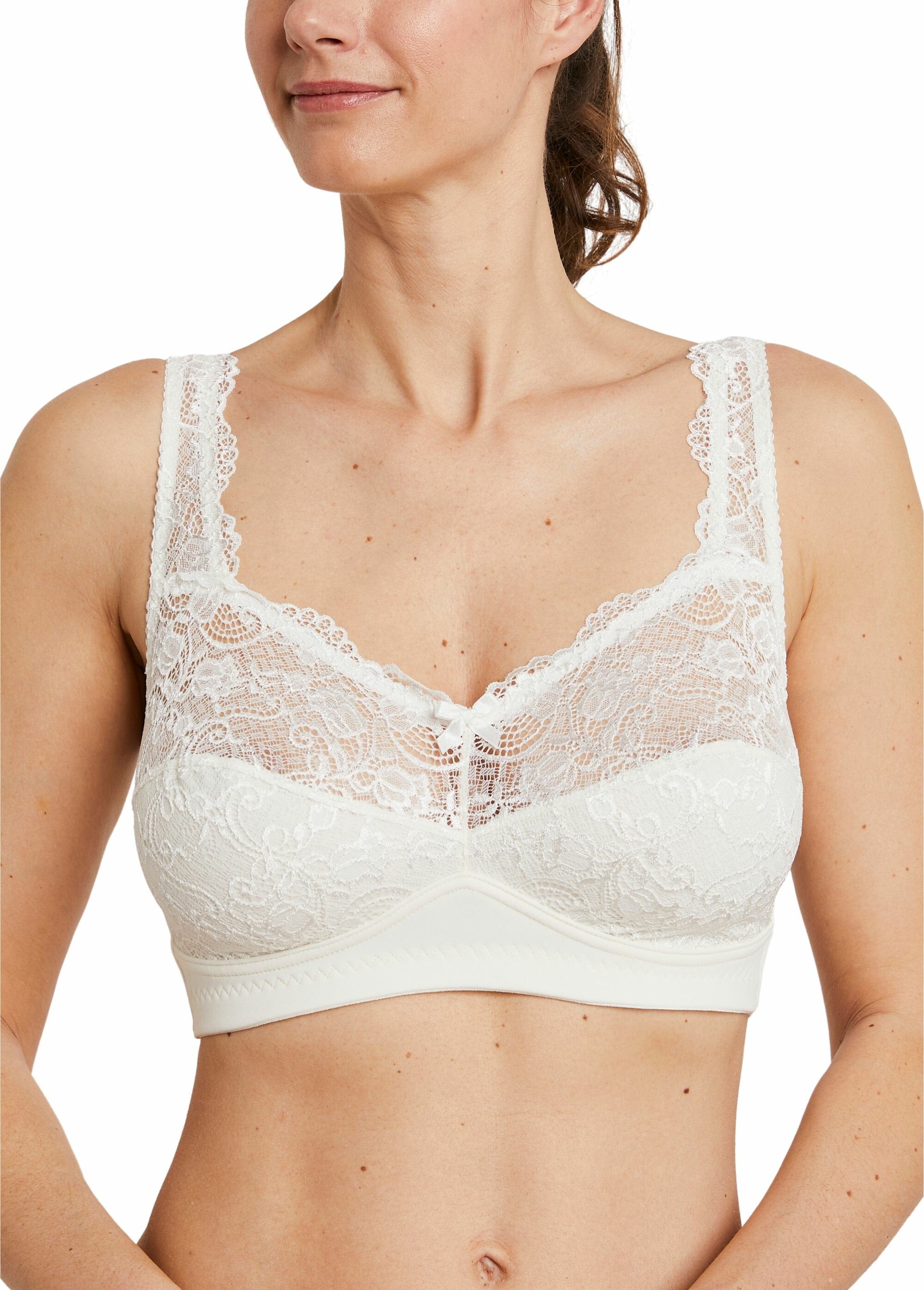 Wireless_bra_with_lace_Ivory_FA1_slim