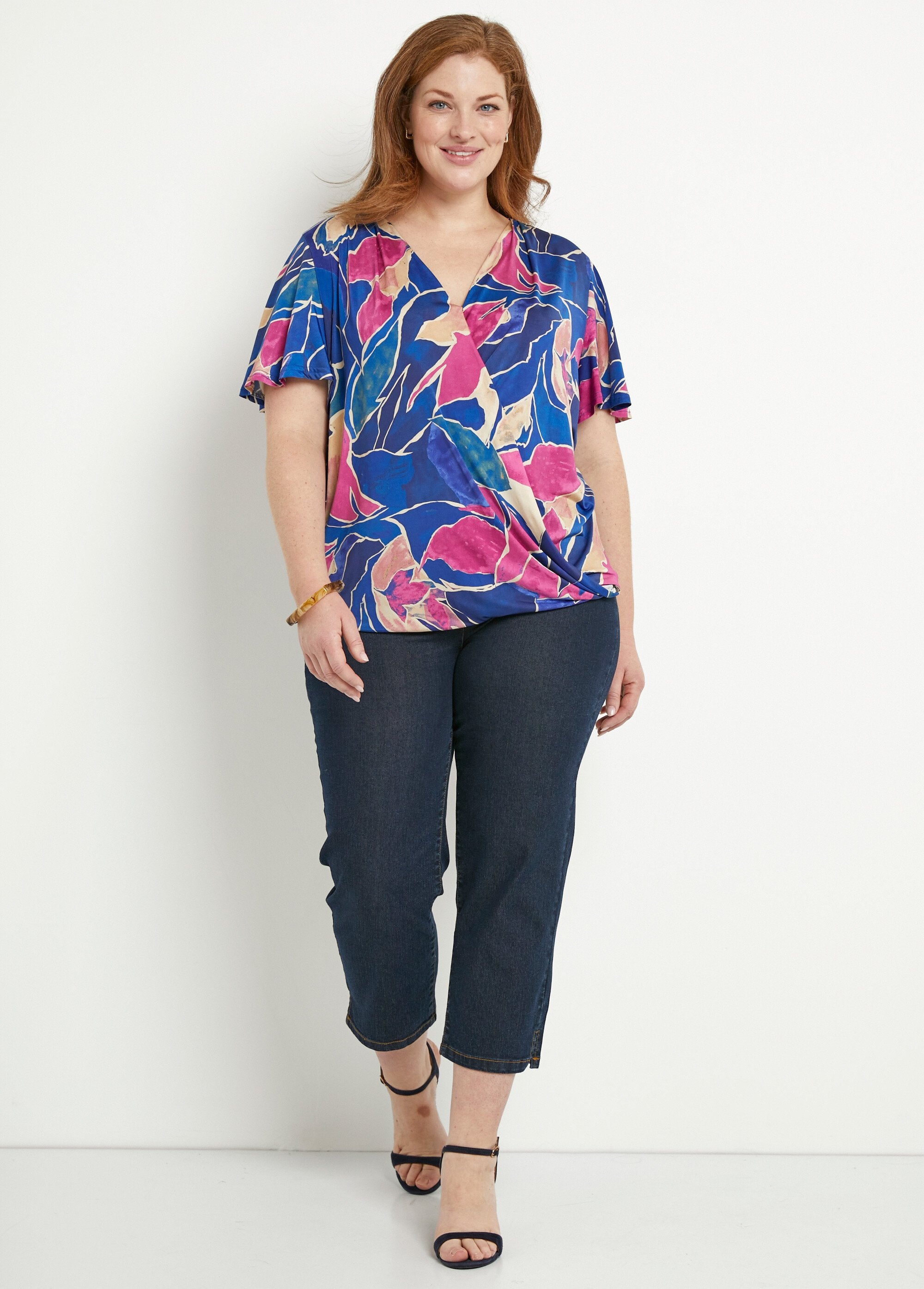 Long_floral_pattern_blousant_wrap-over_t-shirt_Blue_and_pink_SF1_curvy