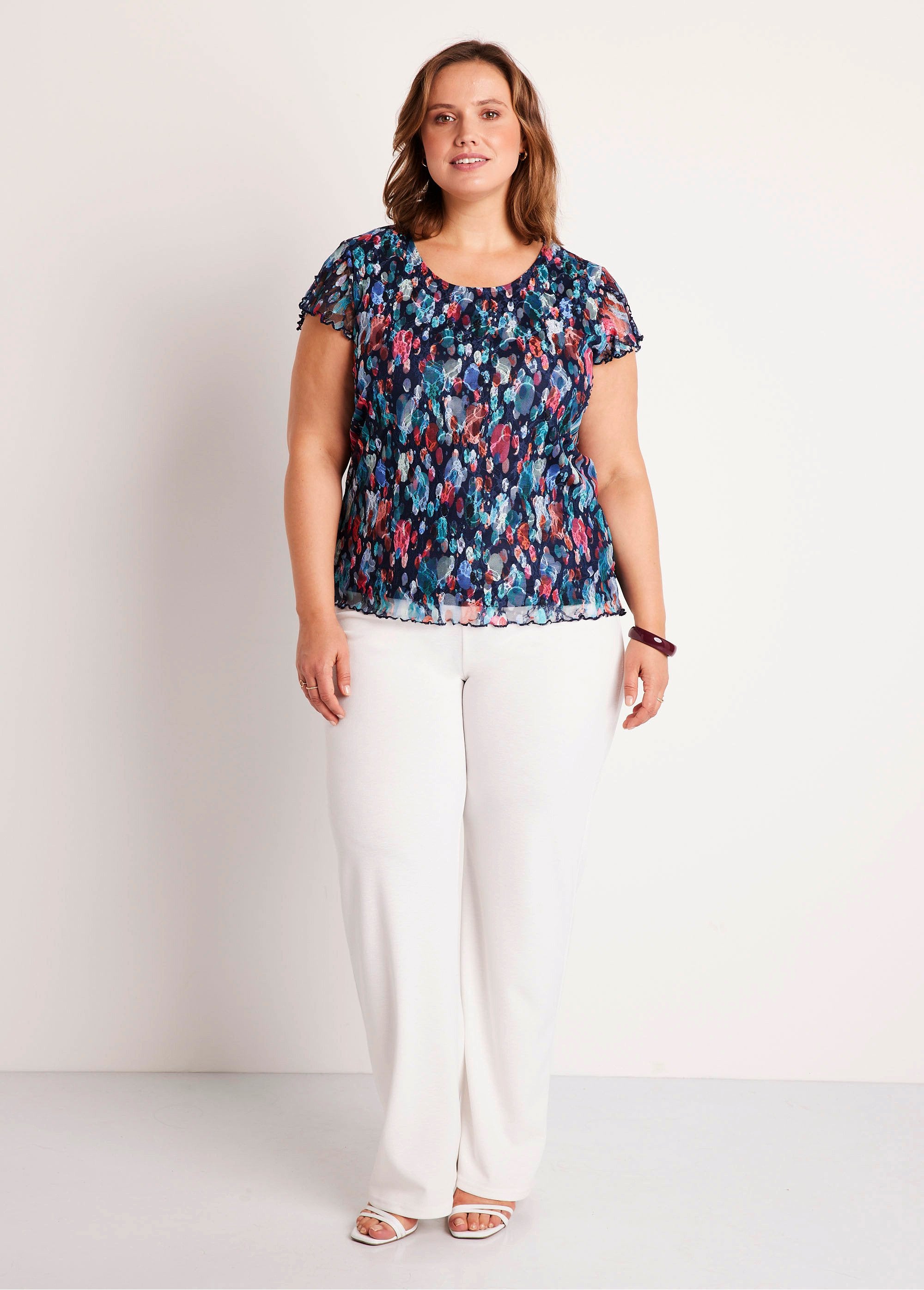 Short_printed_lace_t-shirt_Navy_and_fuchsia_SF1_curvy