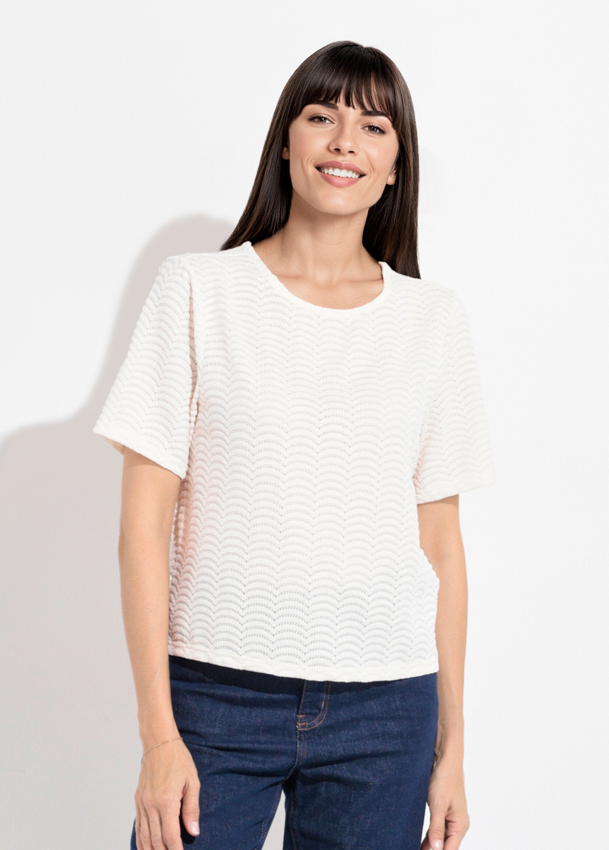 Scale_pattern_embossed_mesh_T-shirt_Beige_FA1_slim
