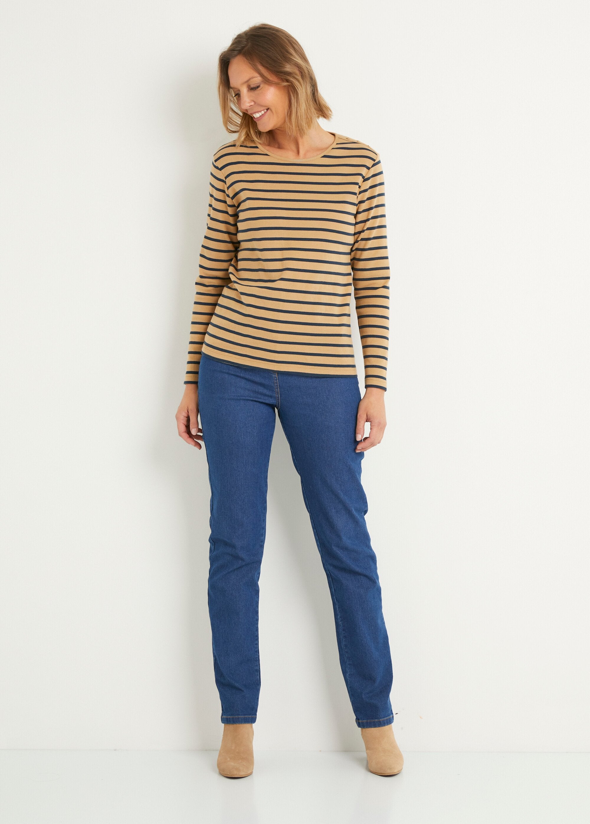 Long-sleeved_cotton_short_sailor_T-shirt_Camel_and_navy_SF1_slim