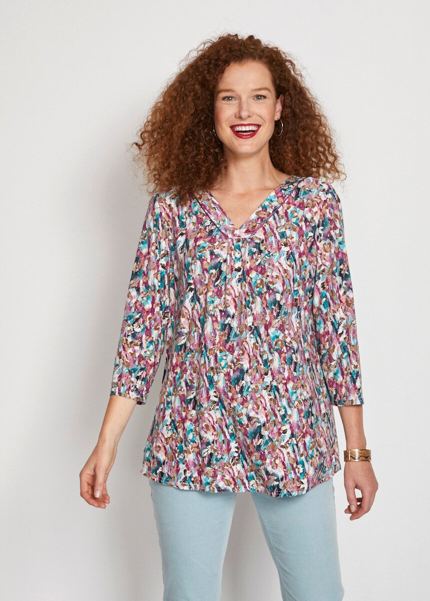 Printed_V-neck_3/4_sleeve_T-shirt_Blackcurrant_and_emerald_FA1_slim