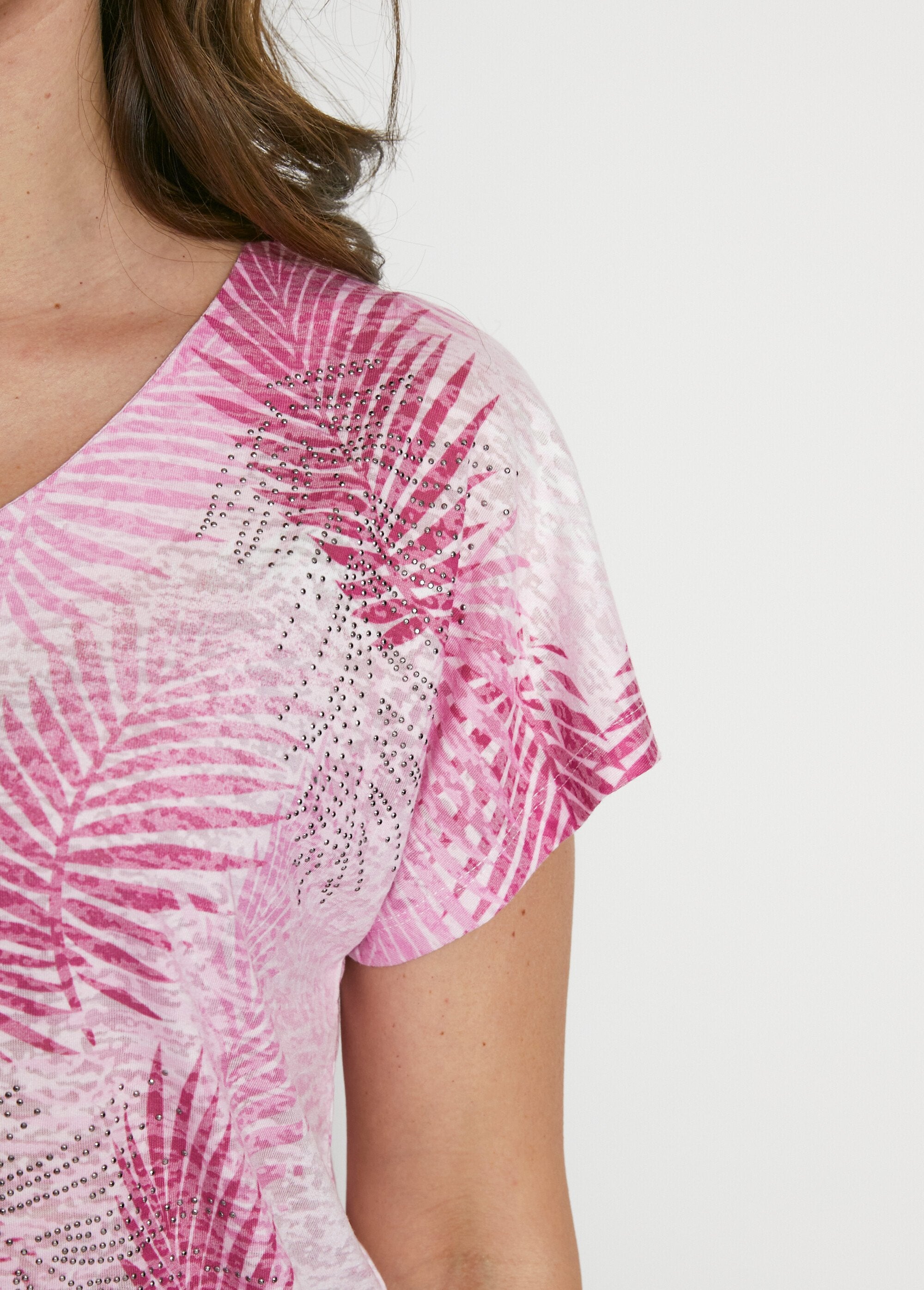 Short_printed_devoré_knit_t-shirt_Pink_DE2_slim