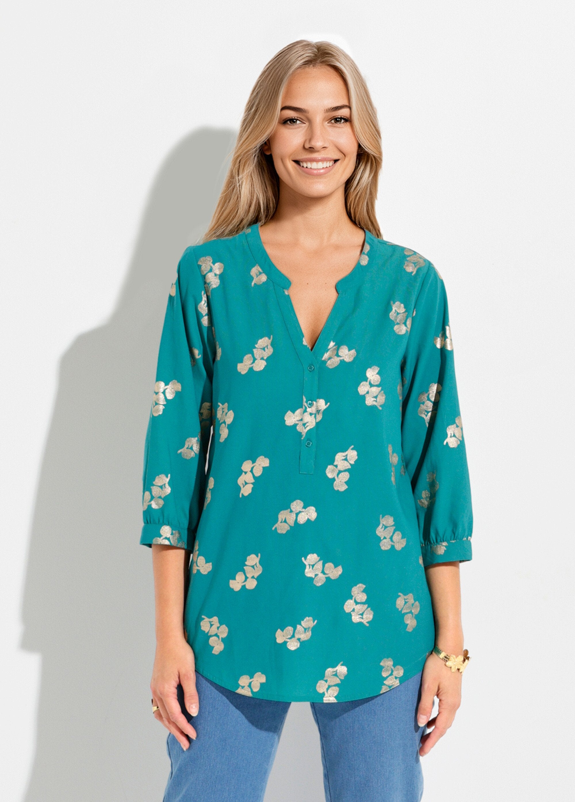 Loose-fitting_button-down_tunic_with_3/4-length_sleeves_Vert_FA1_slim