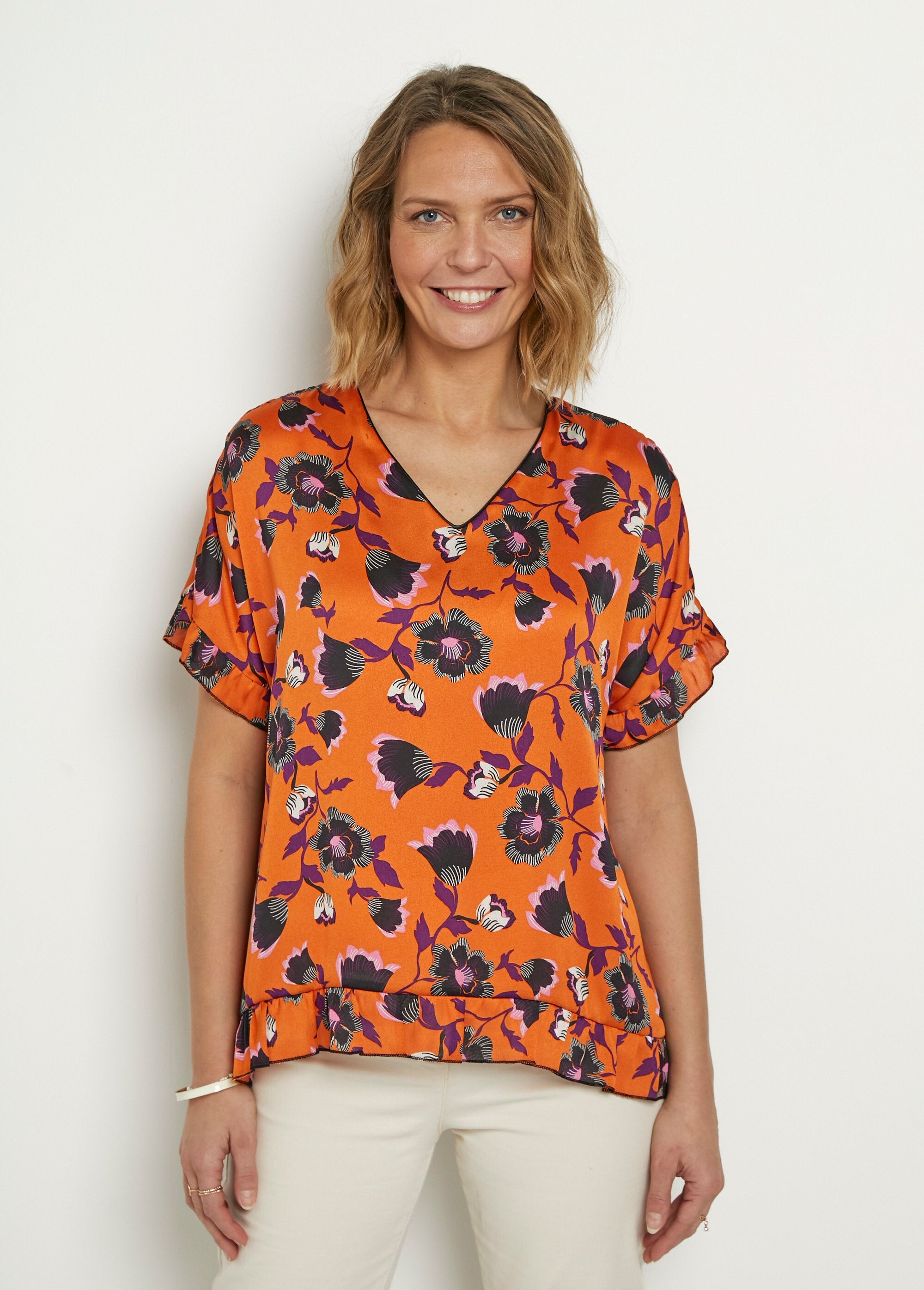 Ruffled_satin_tunic_with_floral_pattern_Orange_prints_FA1_slim