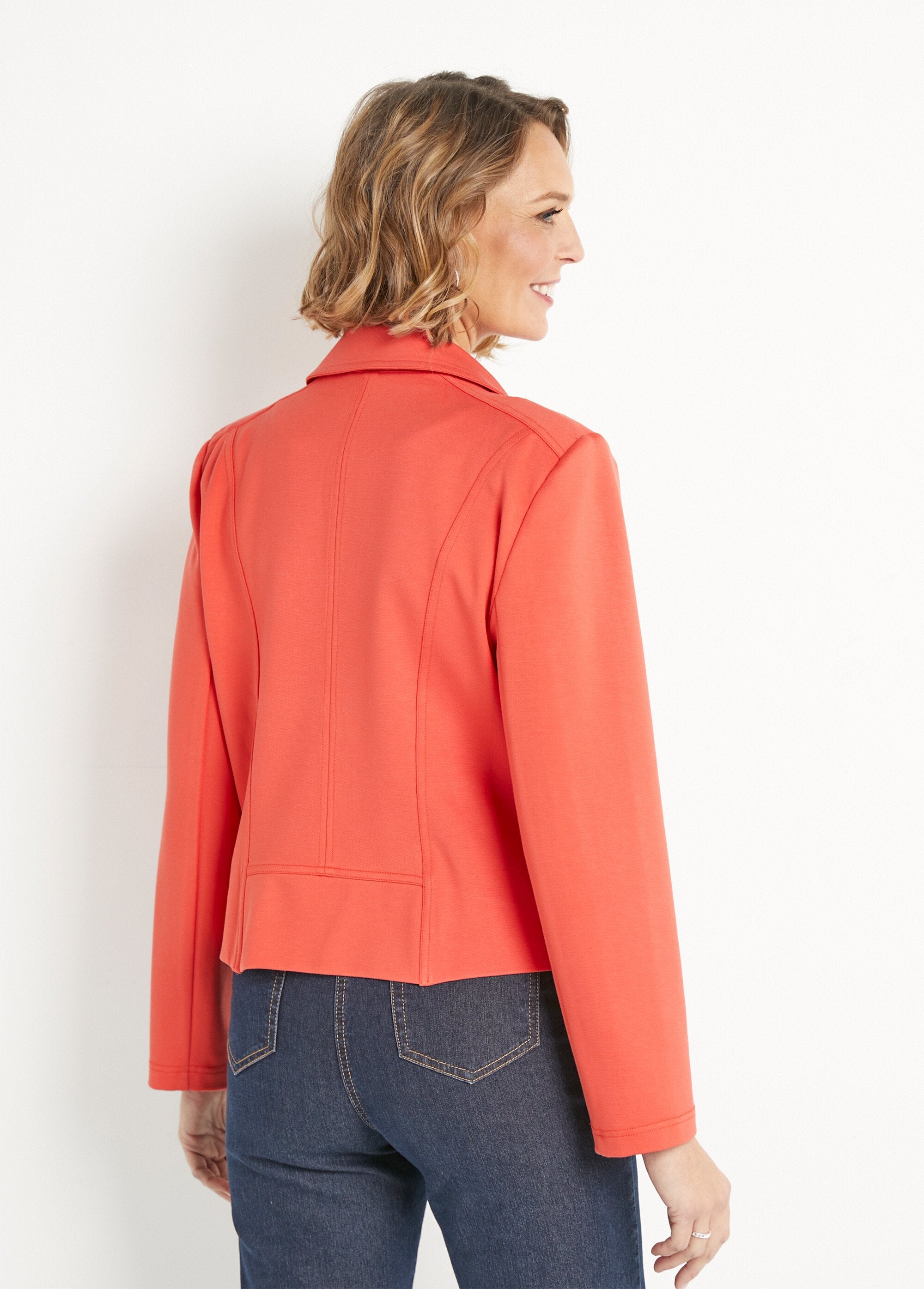 Short_straight_zipped_jacket_in_Milano_knit_Capucine_DO1_slim