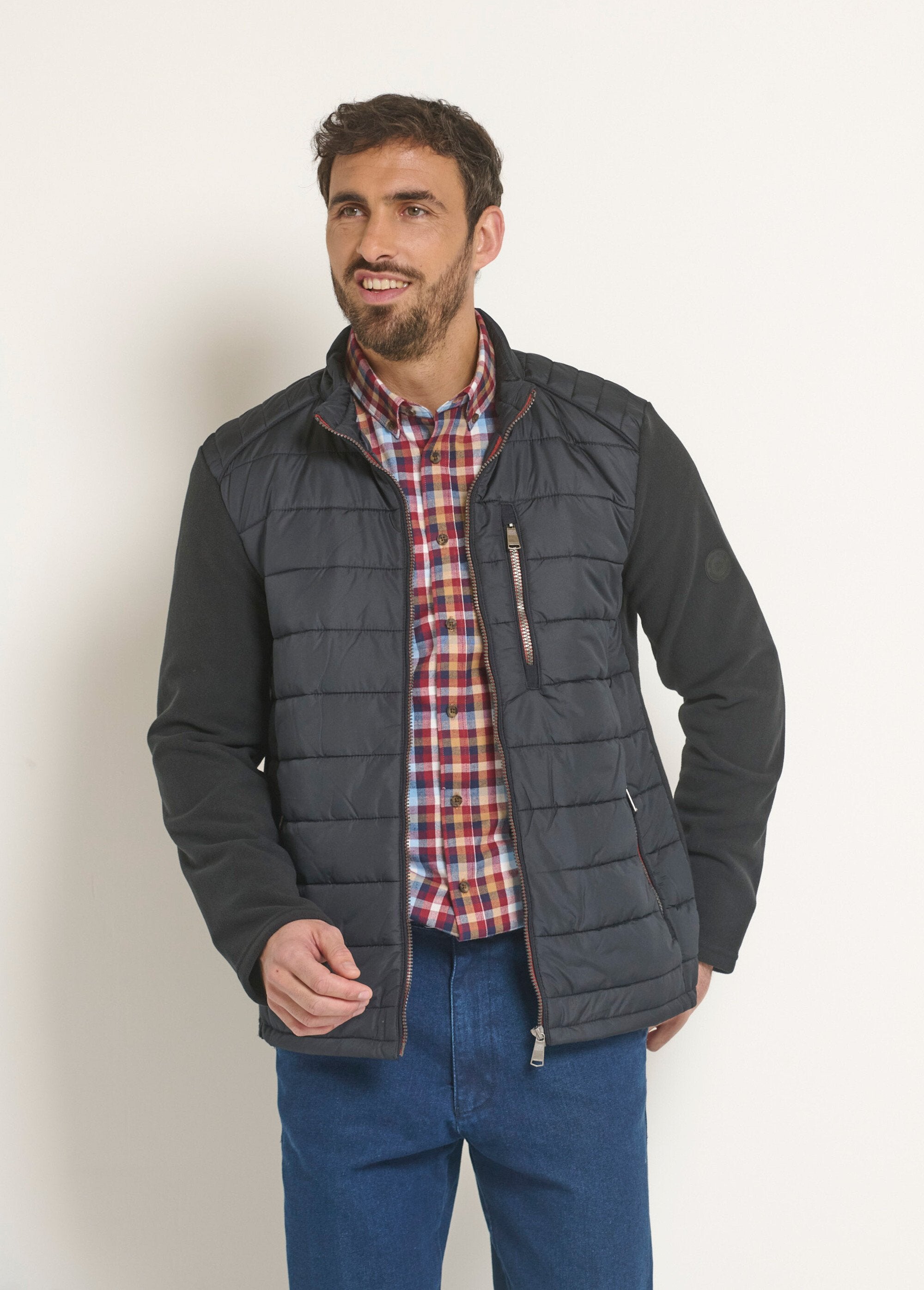 Zipped_quilted_jacket_with_fleece_details_Black_FA1_slim